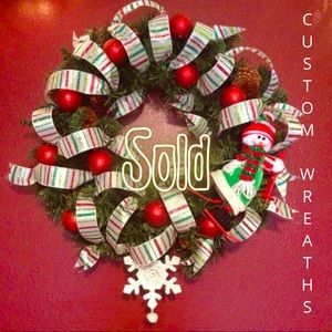 CUSTOM ORDERED FESTIVE RED AND GREEN HOLIDAY WREATH WITH ADORABLE SNOWMAN